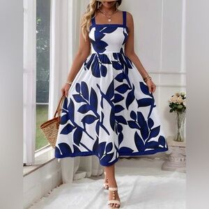 Breezaya Plus size Boho Chic Navy and White Leaf Print Midi Dress
